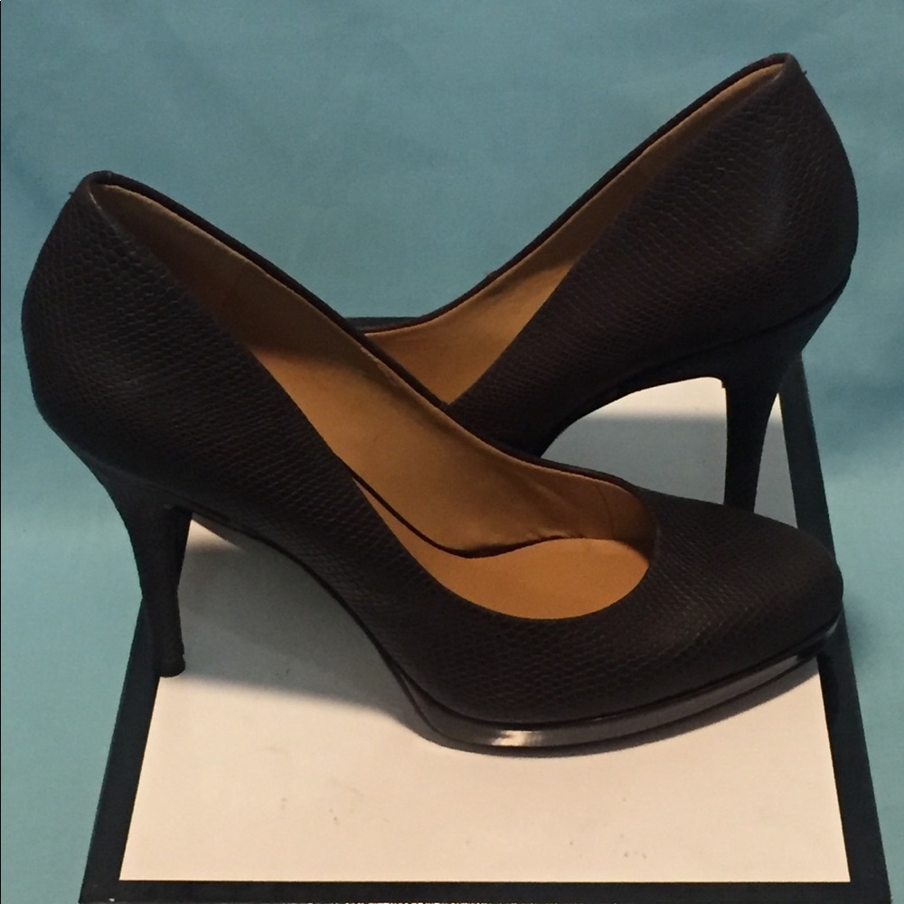 Nine West Kristal Platform Pump